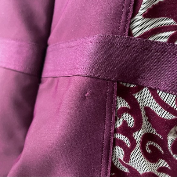 Victoria’s Secret Maroon Scroll Bodysuit Lingerie Thong Burgundy Velvet Medium - Picture 8 of 15